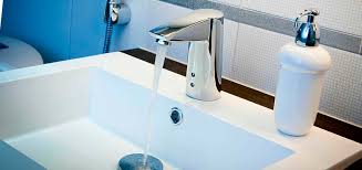 Сенсорный смеситель