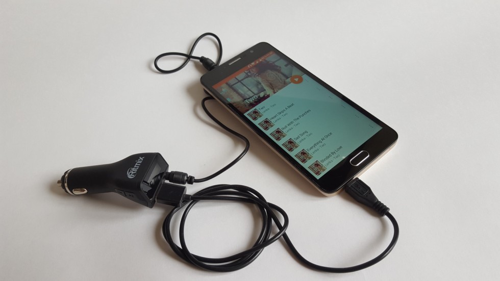 FM-трансмиттер