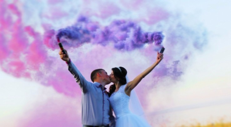 Цветной дым