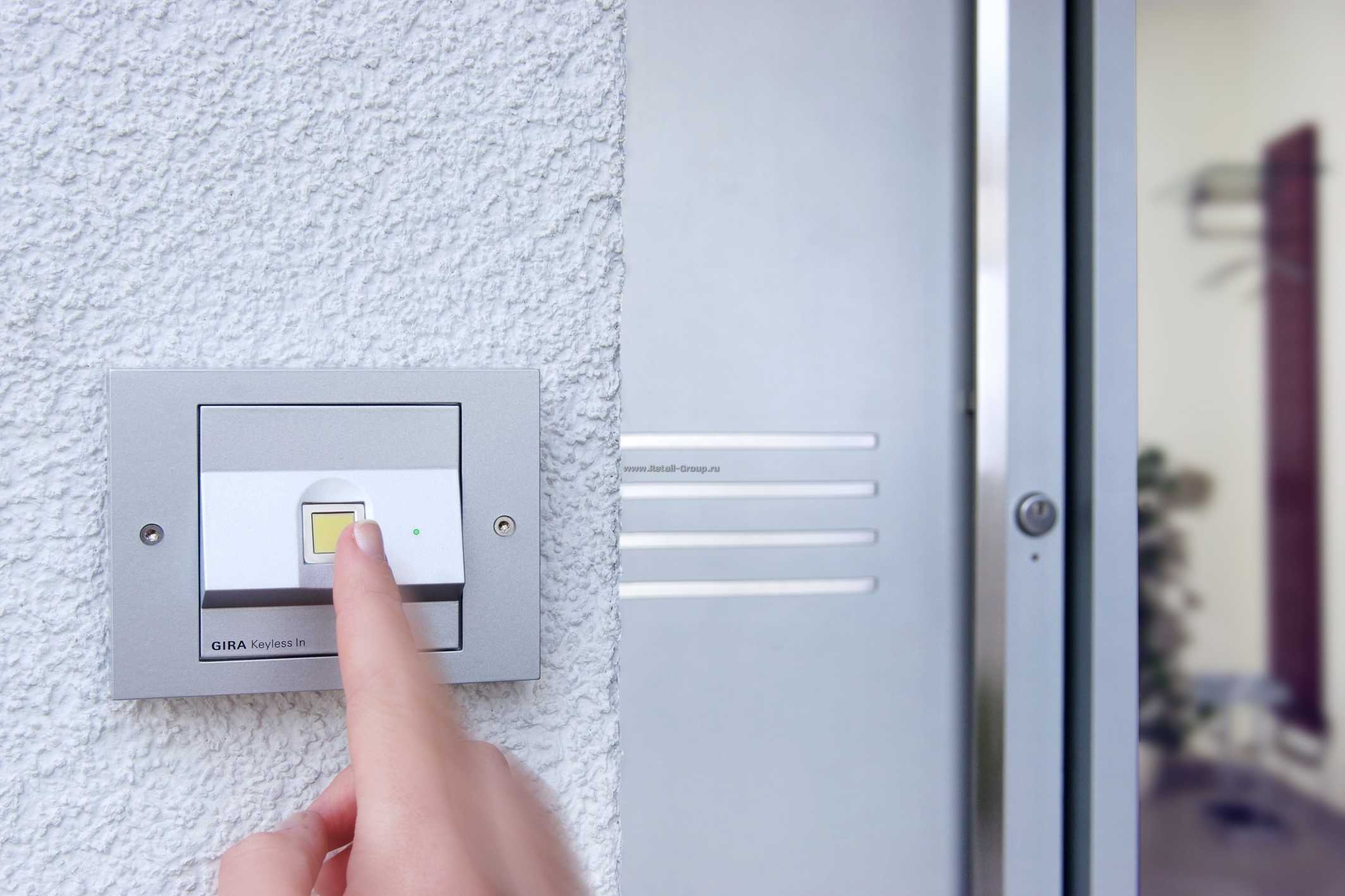 Замок с отпечатком пальца