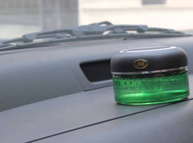 Автомобильный ароматизатор