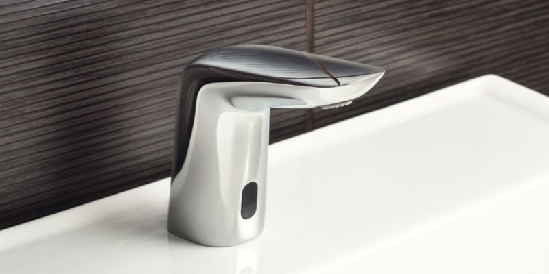 Сенсорный смеситель